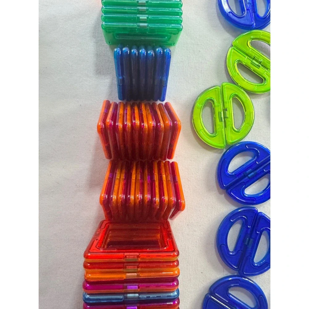 Magnetic‎ Tiles Brain Up Play & Learning Building Set Rainbow Colors STEM Toy